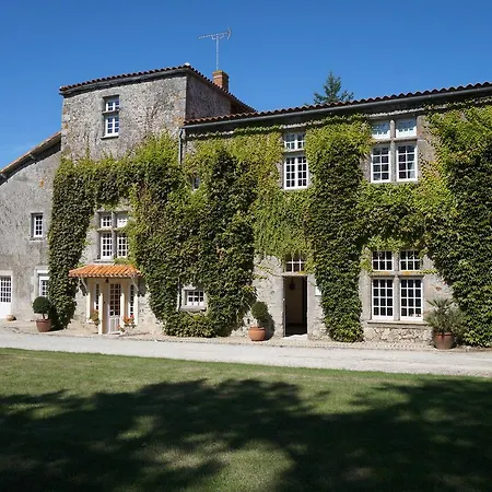 B&B Manoir De La Baussonniere Le Boupère
